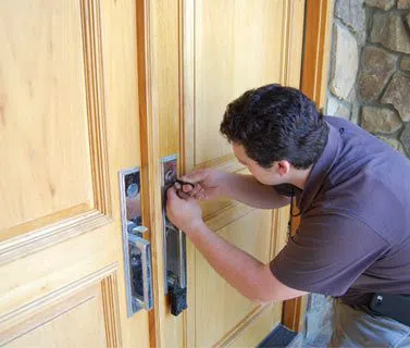 Golden Locksmith Services St Louis, MO 314-513-0039 Golden Locksmith Services St Louis, MO 314-513-0039 - 10-House-Locksmith