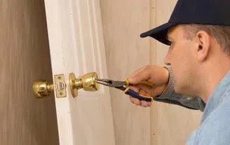 Golden Locksmith Services St Louis, MO 314-513-0039 Golden Locksmith Services St Louis, MO 314-513-0039 - 2-Cheap-Locksmith